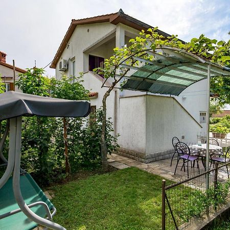 2 Bedroom Beautiful Apartment In Rukavac Rukavac  Esterno foto