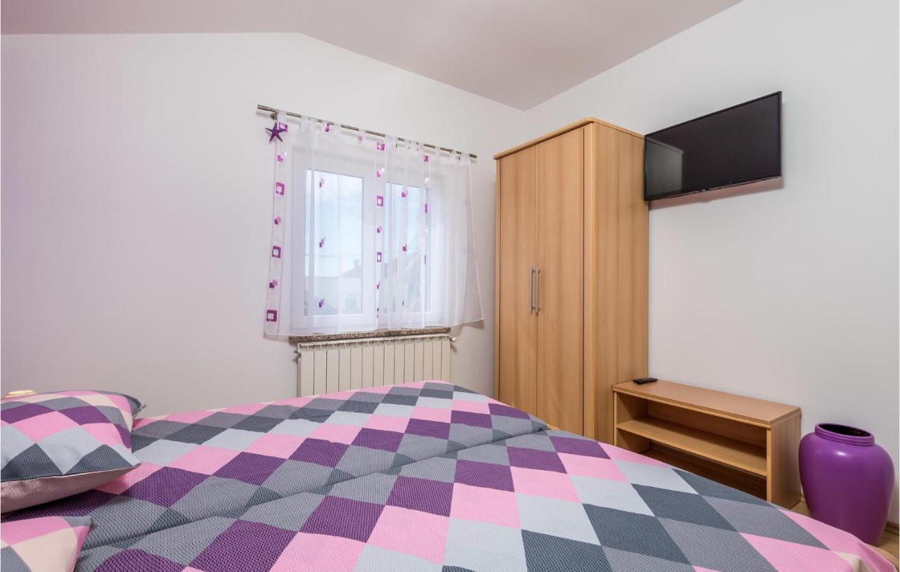 2 Bedroom Beautiful Apartment In Rukavac Rukavac  Esterno foto